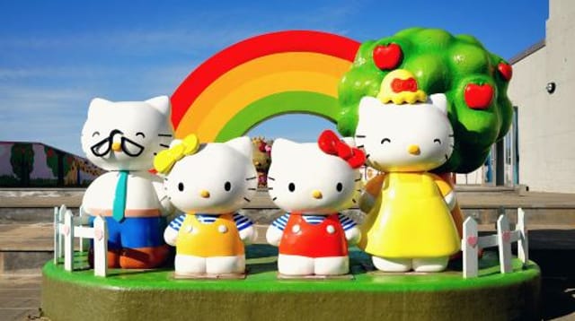 hello-kitty-island_1